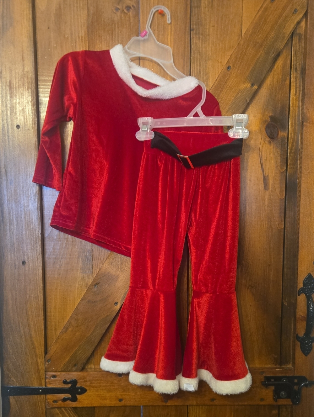 SHEIN Red Velvet Holiday Kids Pajama Set with White Faux Fur Trim